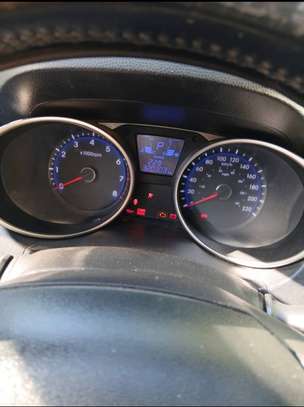 HYUNDAI TUCSON 2011 image 2