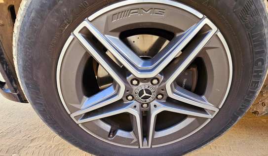Mercedes-benz gle-350 image 12