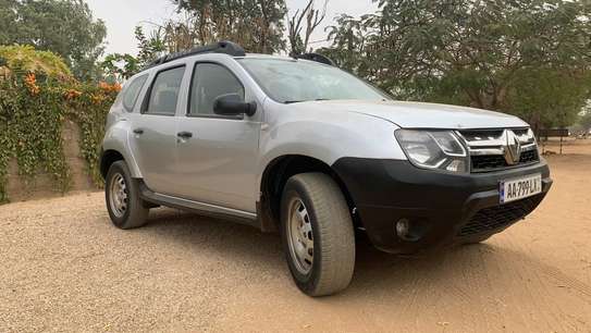 Renault Duster 4x2 image 2