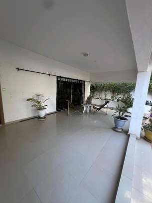 VILLA DE PRESTIGE À LOUER – Almadies image 5
