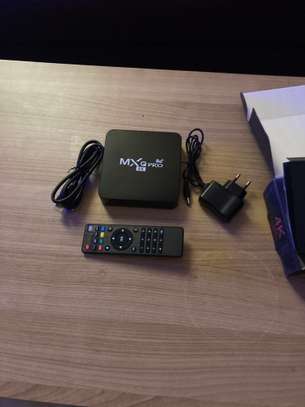 Box tv //android 11 /ram 16GB /memory 256GB image 2
