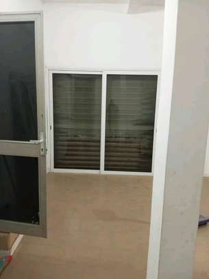 Magasin à louer à la cité Biagui Yoff image 6