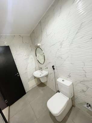 APPARTEMENT F3 À LOUER À LA CITÉ KEUR GORGUI image 15