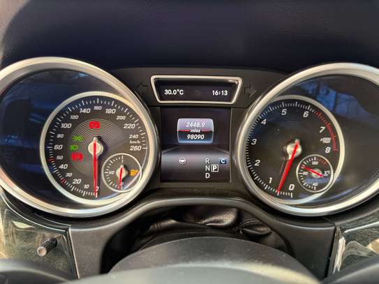 Mercedes gle400 image 10