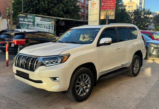 Toyata Prado Land cruiser VX 2019 image 2
