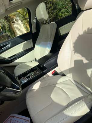 Ford Edge Titanium 2019 image 12