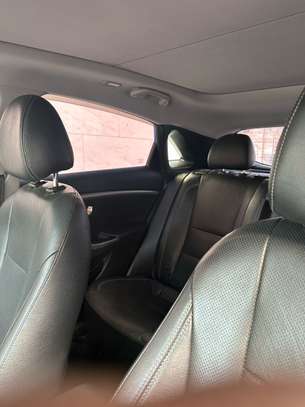 Hyundai elantra Gt 2017 image 9