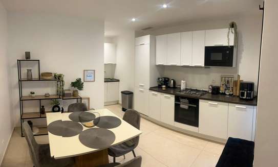 Appartement F2 meublé à louer – Résidence SIKI aux Almadies image 6