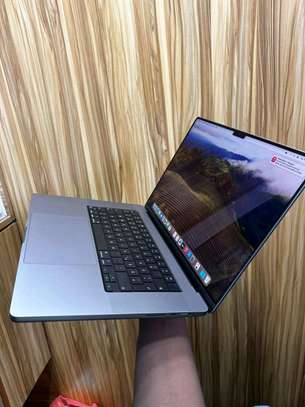 MACBOOK PRO 2021 16 Pouces image 2