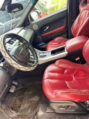 Range rover évoque image 12