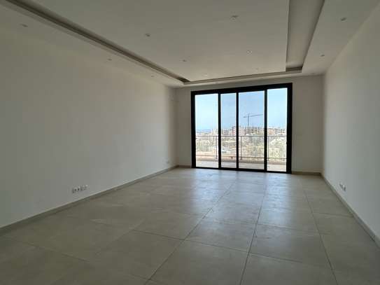 Bel appartement aux Almadies proche Casino Dakar City image 1