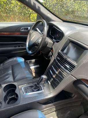 Lincoln MkT 2015 image 2