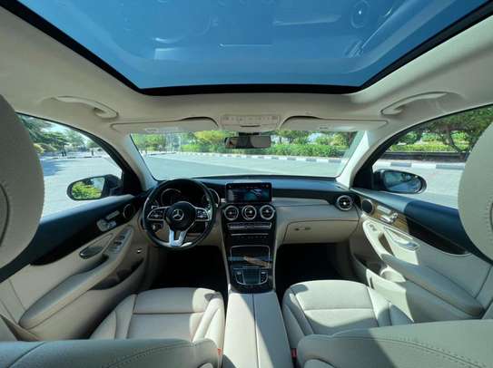 Mercedes GLC 300 4Matic image 10