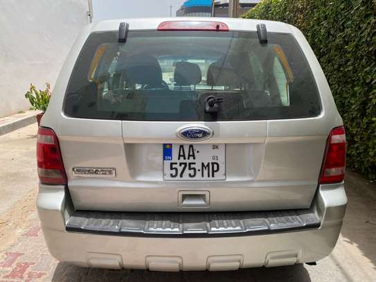 Ford escape image 5