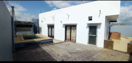 Villa de Luxe équipée à louer sur Saly image 10