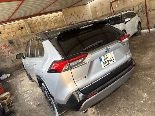 Toyota Rav 4 2021 image 9