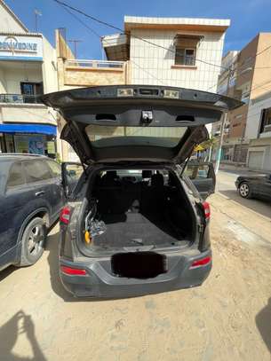 Jeep Cherokee Limited edition image 6