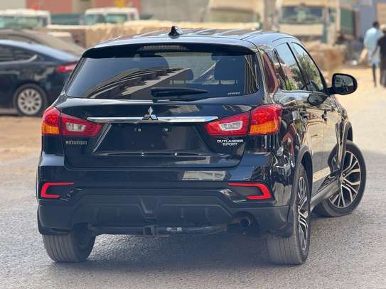Mitsubishi outlander image 11