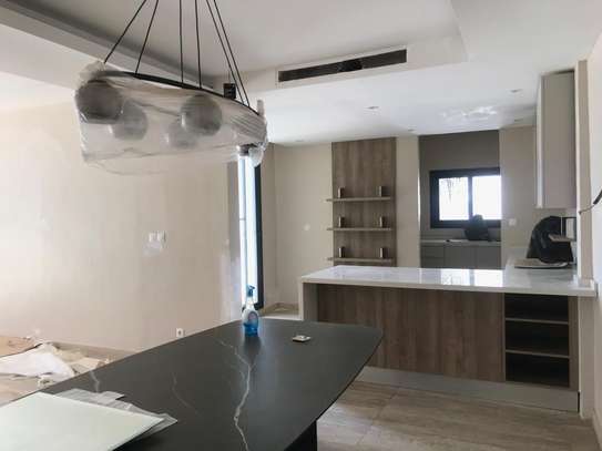 Duplex disponible avec terrasse image 5