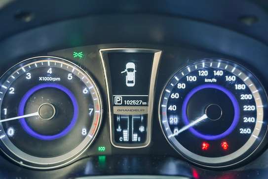 Hyundai Grandeur HG240 2013 version 2015 image 13