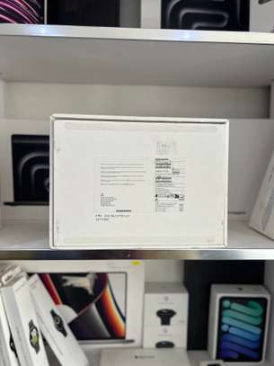 MacBook Air 2024 13 Pouces-M3|16GB RAM|256 image 3