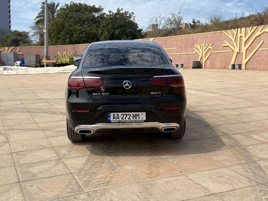 Mercedes GLC 300 4MATIC Coupé Pack AMG 2022 image 7