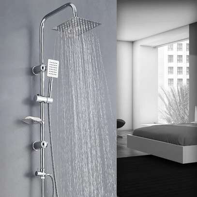 Chasse d eau ou colonne de douche image 6