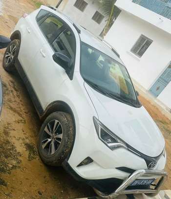 Toyota Rav4 image 1