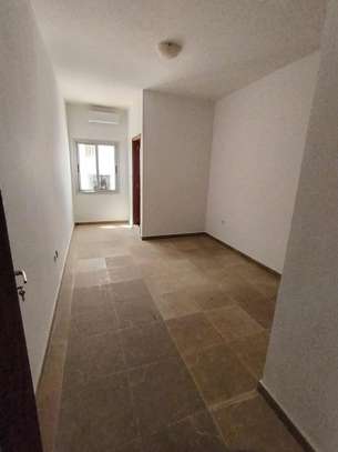BEL APPARTEMENT F4 À LOUER AUX ALMADIES image 6