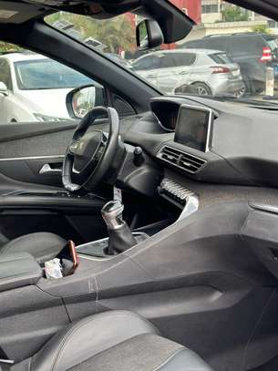Peugeot 3008 2020 image 6
