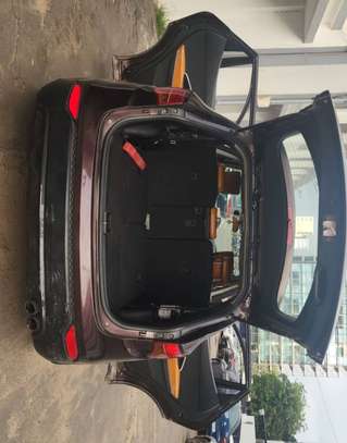 HYUNDAI image 3