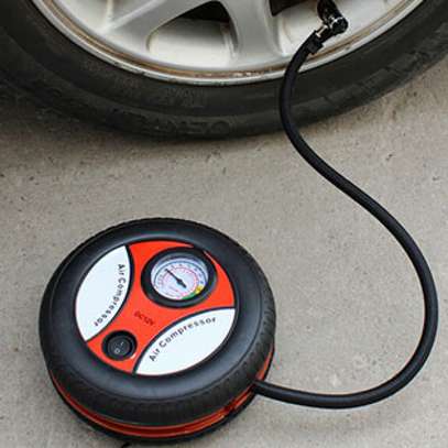 Compresseur d'air portable pour gonfler les pneus image 9