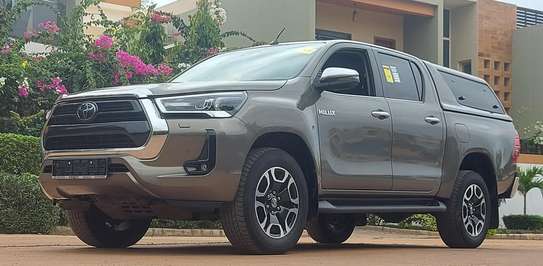 TOYOTA HILUX 2021 image 15