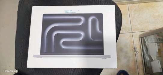 Vente MacBook Pro M5 image 4