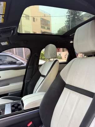 Range Rover velar P380 image 5