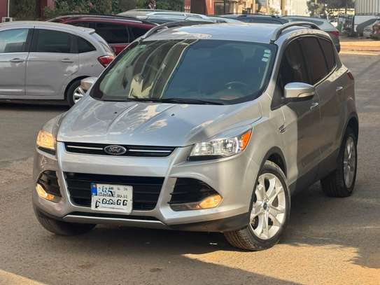 FORD ESCAPE TITANIUM version 4*4 2014 image 2