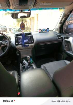 Prado VX année 2021 à vendre image 2