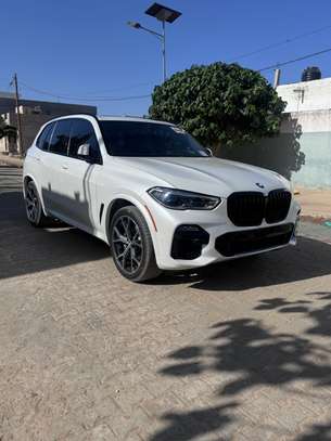 BMW X5 image 1