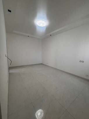 APPARTEMENT image 6