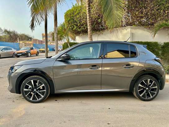PEUGEOT 208 GT Année 2024 image 4
