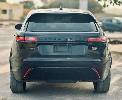 2018 Range Rover Velar - All Black image 12