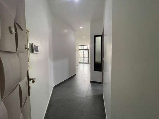 Appartement F4 à louer à Yoff Onomo image 9