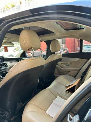 Mercedes c300 AMG image 9