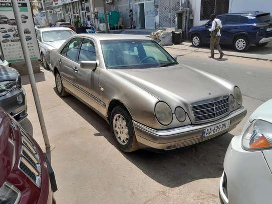 Mercedes image 7