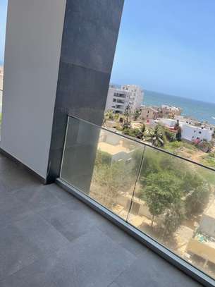 Appartement f5 à louer au Almadi image 1