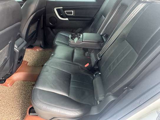 LAND ROVER DISCOVERY 2017 DIESEL image 8