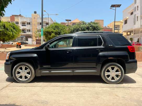 GMC TERRAIN image 5