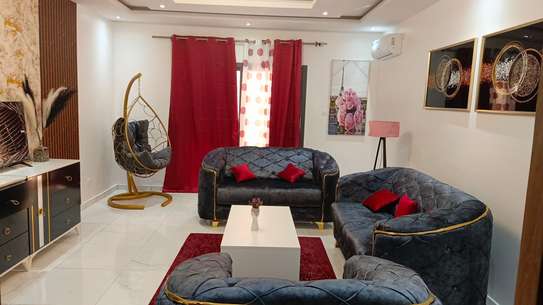 Appartement meublé F4 image 4