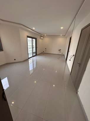 Très bel appartement F5 à louer aux almadies image 8