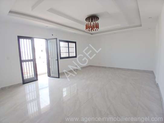 Ref_2455_GL Appartement à louer à sacré cœur image 6